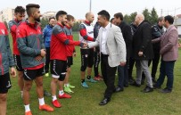 İSTANBULSPOR - G. Manisaspor'un Yeni Yönetimi Futbolcularla Buluştu