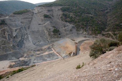 Gölecik Barajı İnşaatı Zemin Problemi Yüzünden Durdu