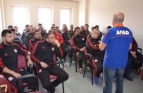 LÜTFULLAH BILGIN - Sivasspor Kulüp Çalışanları Deprem Konusunda Bilgilendirildi