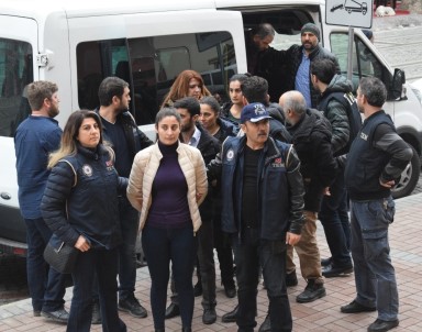 Terör Propagandası Yapan 6 HDP'li Yönetici Tutuklandı