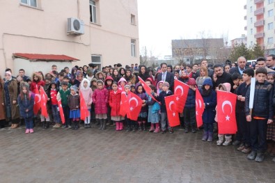 Ağrılı Öğrencilerden Afrin'e Gidecek PÖH'lere Mektuplu Uğurlama