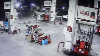 Balıkesir'de Bir Kişinin Sevdiği Kızın Annesi Ve Kardeşlerini Öldürmesi