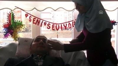 Evde Sağlık Hizmeti Gören Hastaya Evlilik Yıl Dönümü Sürprizi