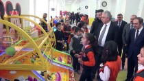 CÜNEYT EPCIM - Hakkari'de Oyun Ve Kültür Merkezine Yoğun İlgi