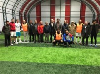 Hanak Kurumlar Arası Futbol Turnuvasının Başlama Vuruşunu Baydar Yaptı Haberi