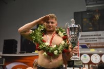 KONYAALTI BELEDİYESİ - Karesi'de Başpehlivan İsmail Balaban Oldu