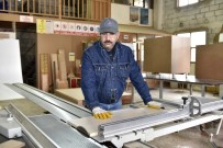 MÜNİR ÖZKUL - Miniklerin Mobilyaları Fen İşleri'nden