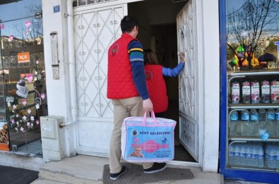 Siirt'te 3 Bin Aileye 'Hoş Geldin' Paketi Dağıtıldı