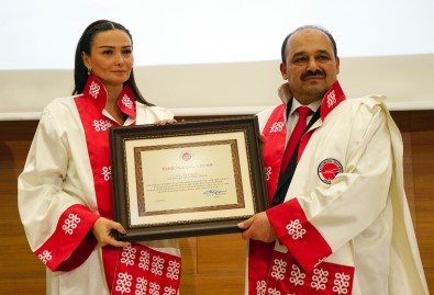 Azerbaycan Milletvekili Paşayeva Açıklaması 'Türkiye, Tüm Müslüman Dünyasının En Güçlü Kalesidir'