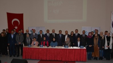 Öğrenciler Tarık Buğra'yı Anlattı