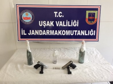 Uşak'ta Jandarmadan Uyuşturucu Operasyonu