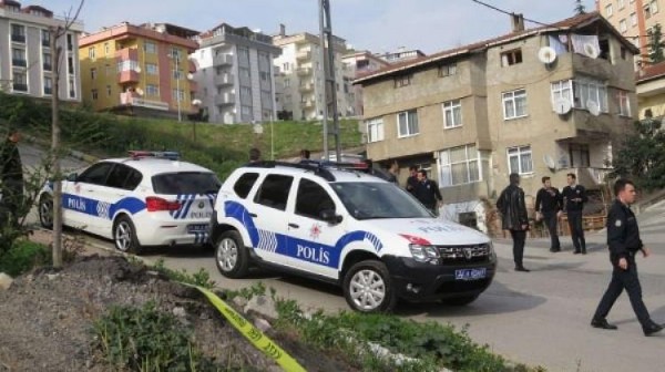 Paniğe neden olan paketten saat çıktı