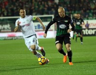 Akhisarspor, Konyaspor'u Farklı Geçti