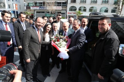 Bakan Özhaseki Şanlıurfa'daki Belediyeciliği Takdir Etti