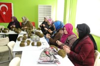 Çayeli'nden Zeytin Dalı Harekatı'nda Görev Yapan Askerlere Bin Atkı