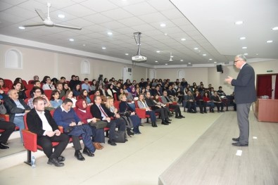 Marmara Üniversitesi Siyaset Ve Diplomasi Okulu Başladı
