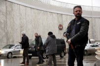 Samsun'da Polis 'Dur' İhtarına Uymayan Aracın Lastiklerine Ateş Etti