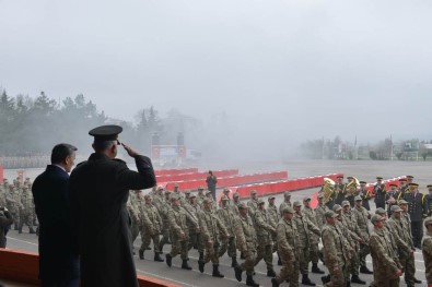 Üstün Açıklaması 'Türk Askeri Olmak Bir Onurdur'