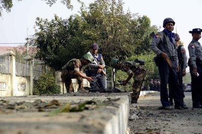 Arakan'da 3 Farklı Noktada Bombalı Saldırı
