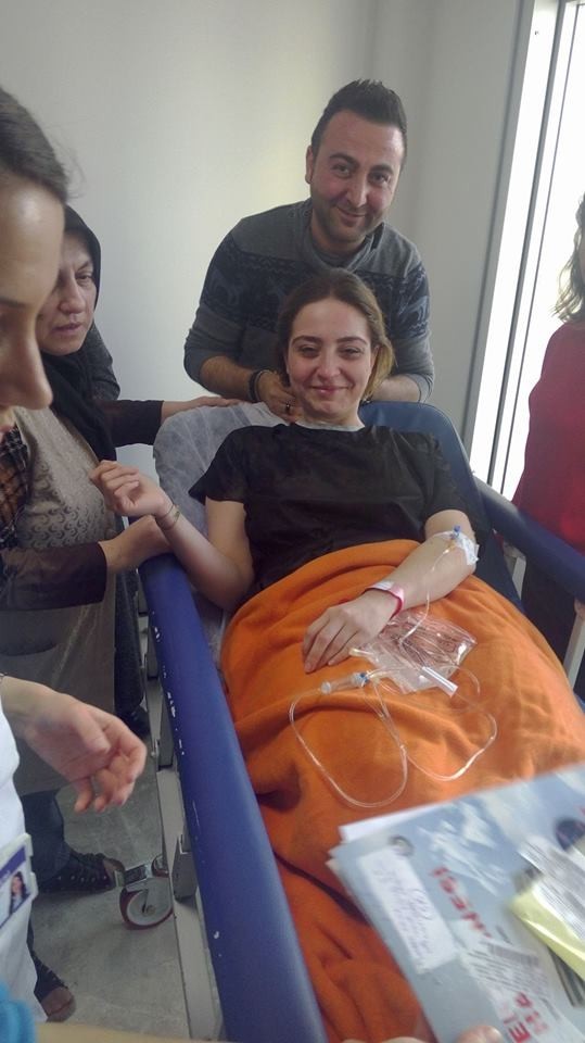 Boğazındaki iğneyle tam 18 yıl yaşadı!