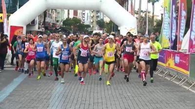 Alanya Atatürk Yarı Maratonu Ve Halk Koşusu