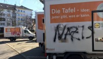 Almanya'da Yardım Derneğinin Irkçı Uygulamasına Tepki