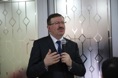 Genel Sekreter Bayram, Daire Başkanlıklarının Personelleriyle Bir Araya Geliyor