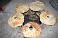 TANDıR EKMEĞI - Hizan'da Tandır Evi Kadınlara İş Kapısı Oldu