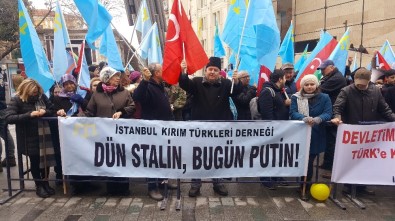 Kırım Tatar Türklerinden Rusya'ya Protesto