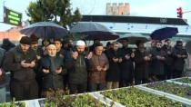 EKONOMİK VE SOSYAL ARAŞTIRMALAR MERKEZİ - Necmettin Erbakan, Mezarı Başında Anıldı