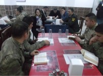 Protokolden Jandarma Komutanlığında Kitap Okuma Etkinliği Haberi