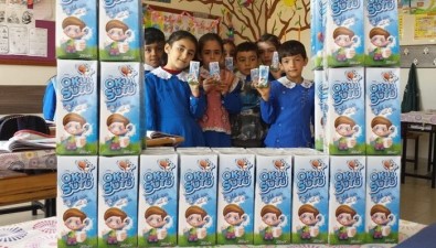 Siirt'te Okullarda Süt Dağıtımı Devam Ediyor