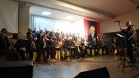 ALI ÖZCAN - Türk Sanat Müziği Korosunun Konseri  Burhaniyelileri Coşturdu