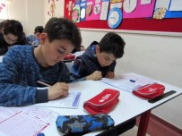 FATIH YıLMAZ - Yozgat Çözüm Koleji'nin Bursluluk Sınavı Yoğun İlgi Gördü