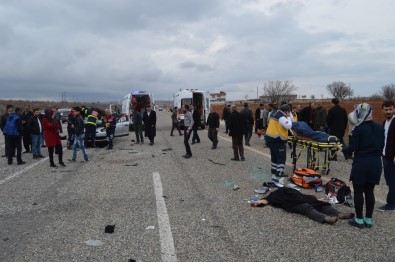 Adıyaman'da Otomobiller Çarpıştı Açıklaması 1 Ölü, 5 Yaralı