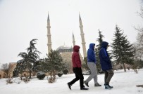 Edirne'de Öğrencilere Kar Tatili