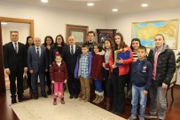 ZÜLKIF DAĞLı - Mehmetçiğe Yazılan Mektuplar Valiye Teslim Edildi