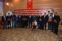 NECİP FAZIL KISAKÜREK - Cumhurbaşkanı Erdoğan'a Şiirli Doğum Günü Hediyesi