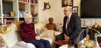 2008 YıLı - İÜ Rektörü Mahmut Ak'tan Ünlü Bestekâr Yavaşça'ya Ziyaret