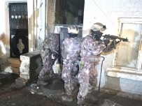 Kağıthane'de Şafak Vakti Narkotik Operasyonu Açıklaması 40 Gözaltı