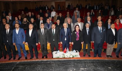 'Tarihsel Süreçte Ermeni İşgali Ve Hocalı Soykırımı' Konferansı