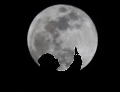 Ay'da mobil ağ şebekesi kurulacak