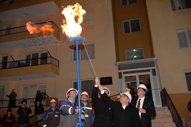 Gördes'te Doğalgaz Meşalesi Dualarla Yakıldı