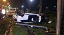 İzmir'de Otomobil Devrildi Açıklaması 4 Yaralı