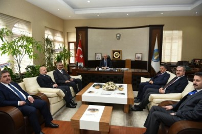 OKA Yönetim Kurulundan Başkan Gül'e Hayırlı Olsun Ziyareti
