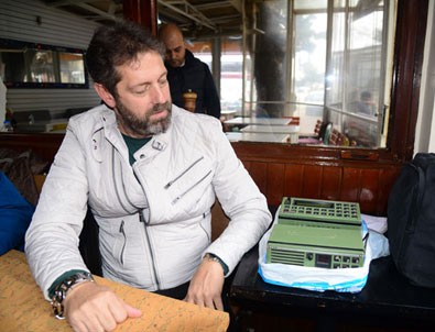 Vapur sevdası Bora Gencer'i batırdı!