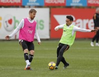 YOUNES BELHANDA - Nagatomo, Sivas Maçı Kamp Kadrosuna Alındı