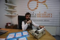 Siri'ye Kitap Yazdırdı