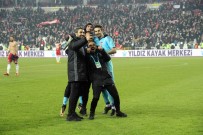 HAKAN BALTA - Spor Toto Süper Lig Açıklaması D.G. Sivasspor Açıklaması 2 - Galatasaray Açıklaması 1 (Maç Sonucu )