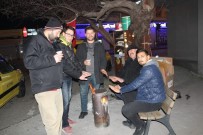 ÇILEKEŞ - Ayvalıklı Taksicilerin 'Kulübe' Çilesi